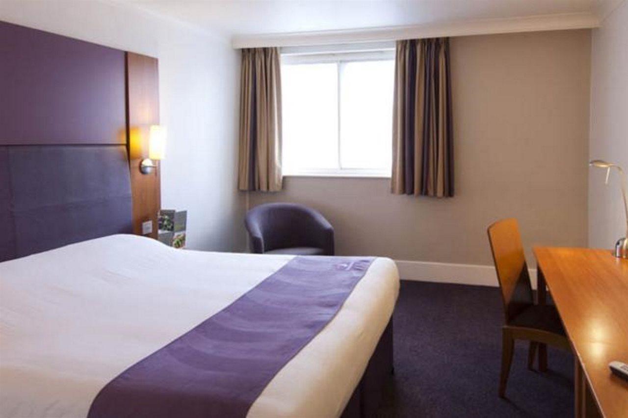 Premier Inn Leeds City Centre Esterno foto