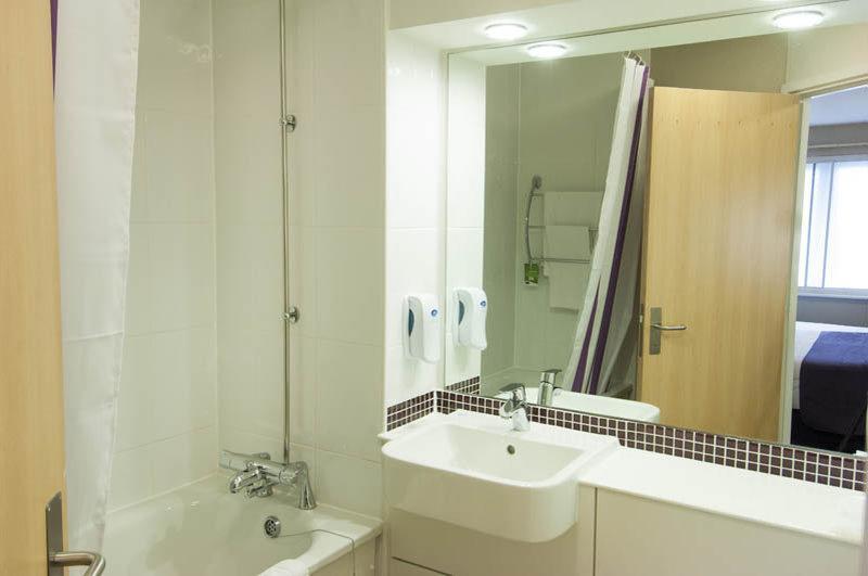 Premier Inn Leeds City Centre Esterno foto