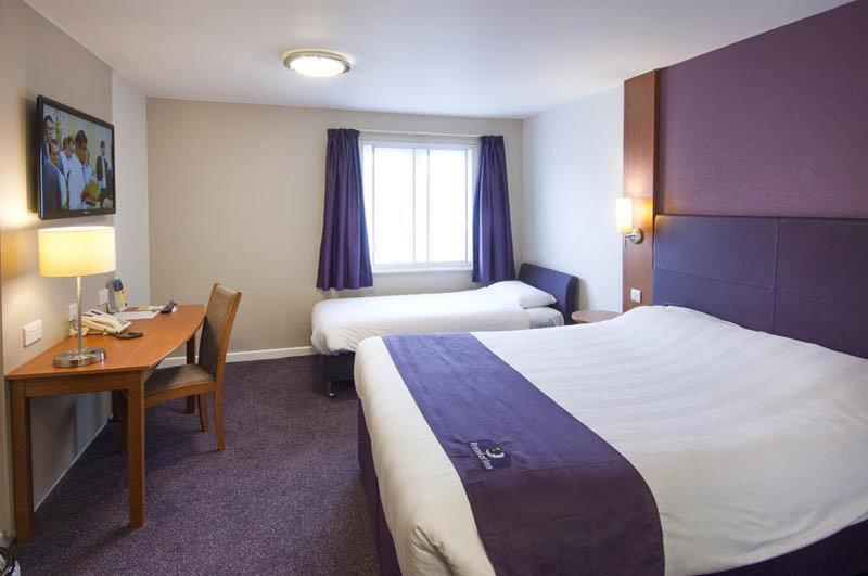 Premier Inn Leeds City Centre Esterno foto
