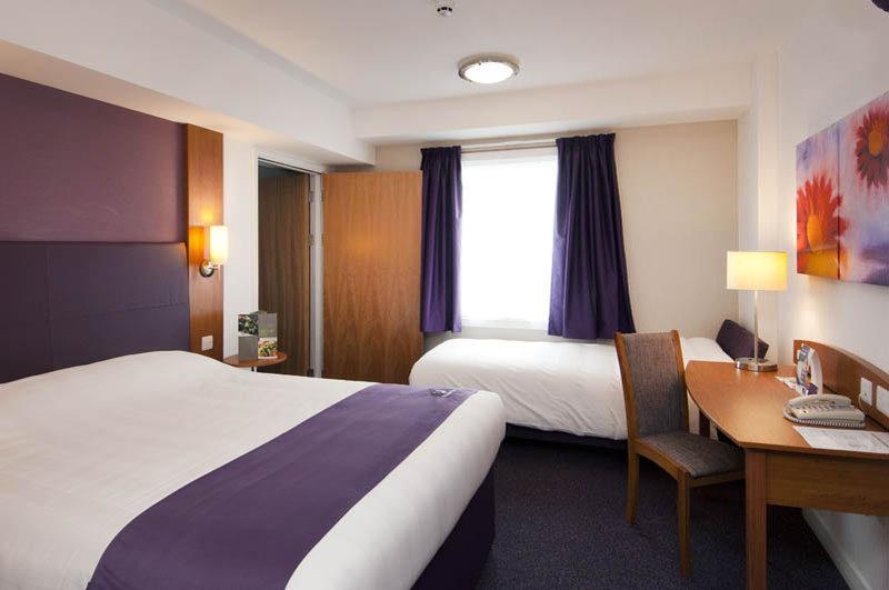 Premier Inn Leeds City Centre Esterno foto
